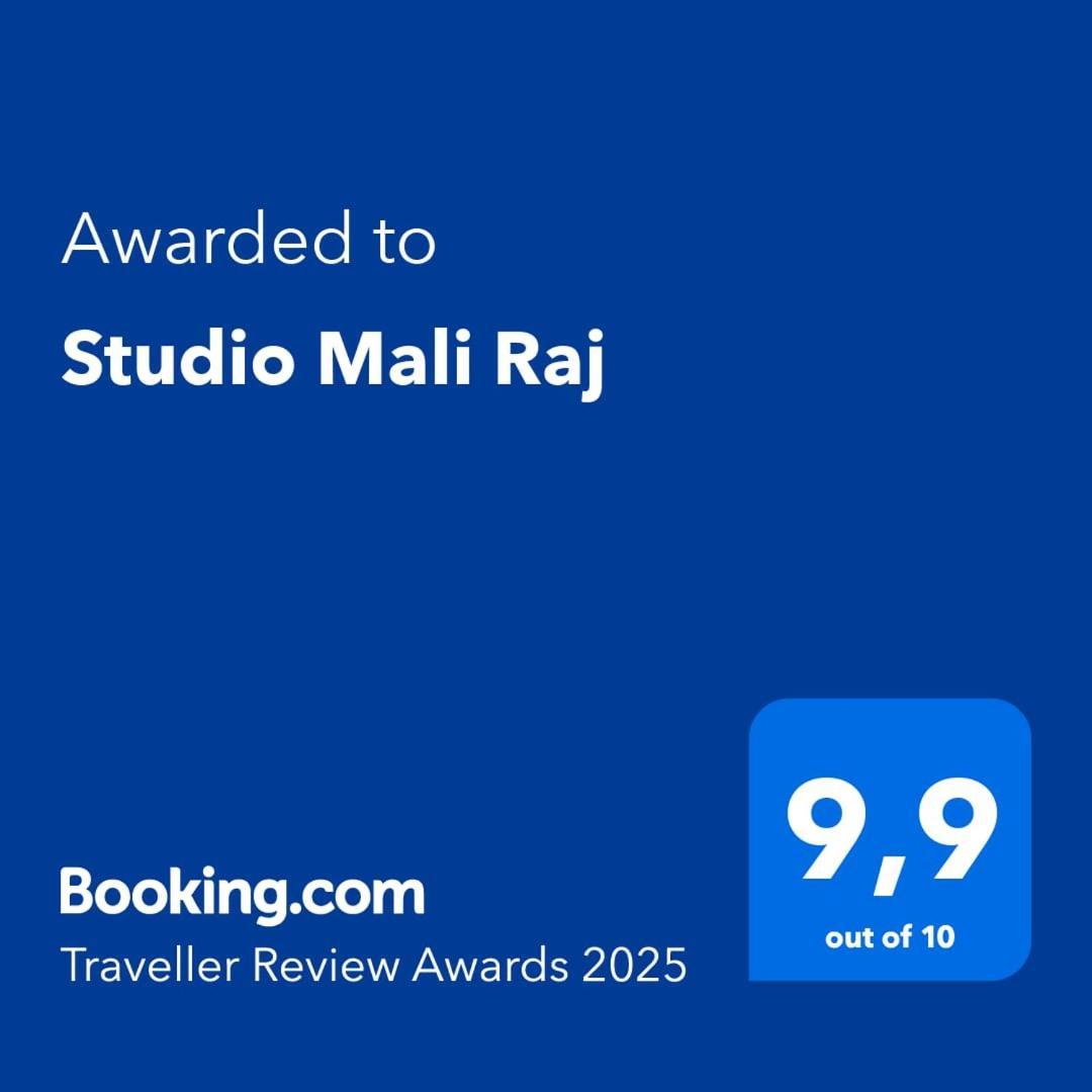 Studio Mali Raj Supetar Exteriör bild